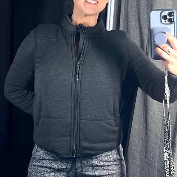 NWT🤩 |•RECREATION•| Super Soft Grey Quilted Jacket/Sweatshirt Size Small - Picture 2 of 16